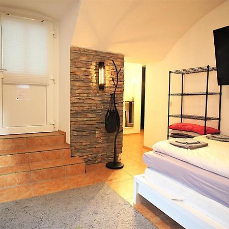 Xxx Fully Equipped Apartment Near Main Station! Wurtzburgo Exterior foto